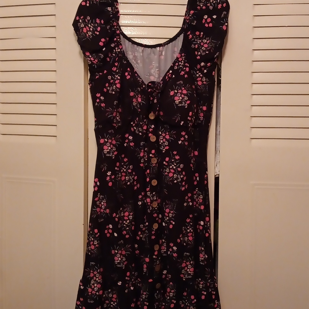 Summer dress but also can wear a jacket with it. I do a blue jean one.